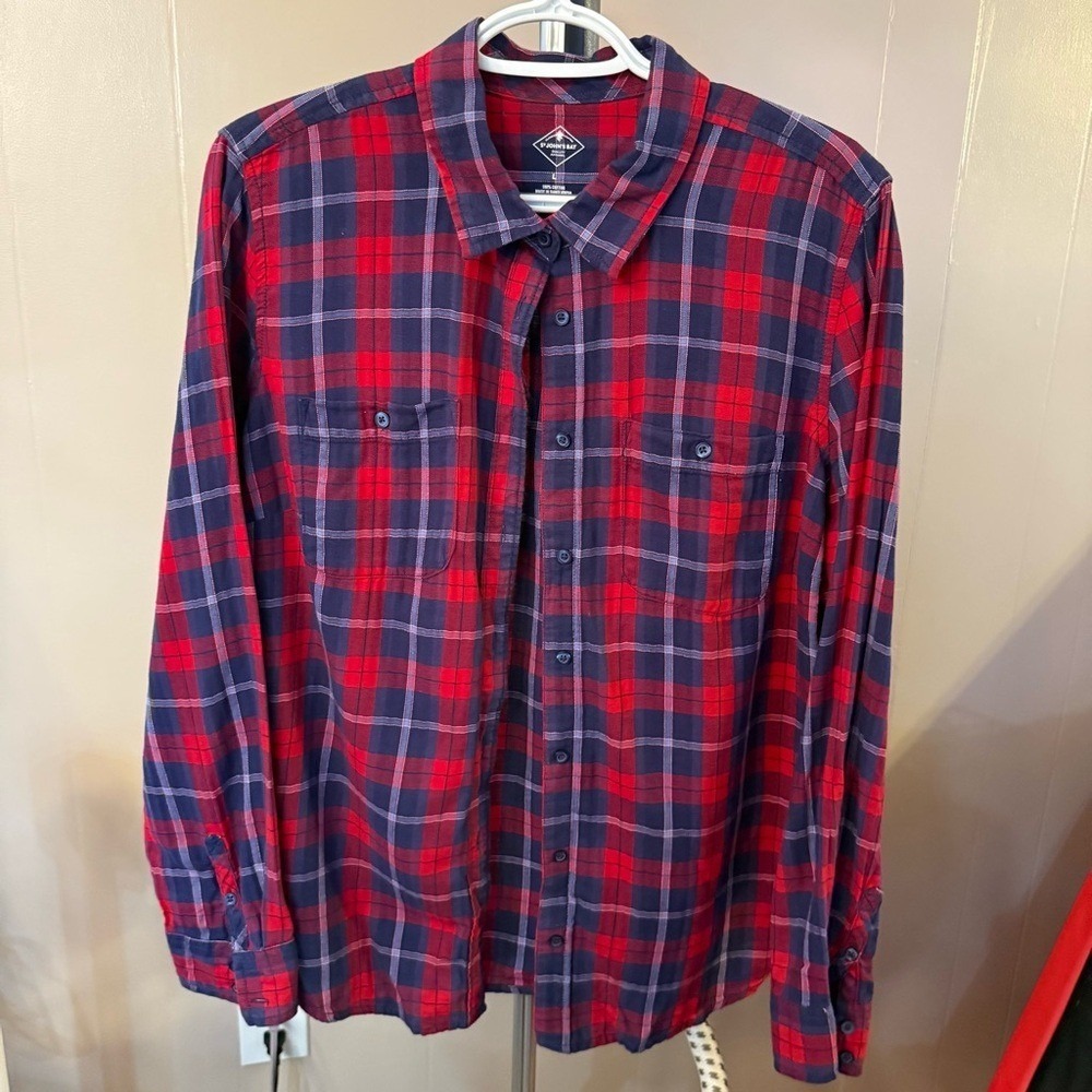St. John's Bay Red and Navy Plaid Button Down Shirt. Thin. Women's size large